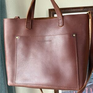 Portland Leather Medium Crossbody Tote